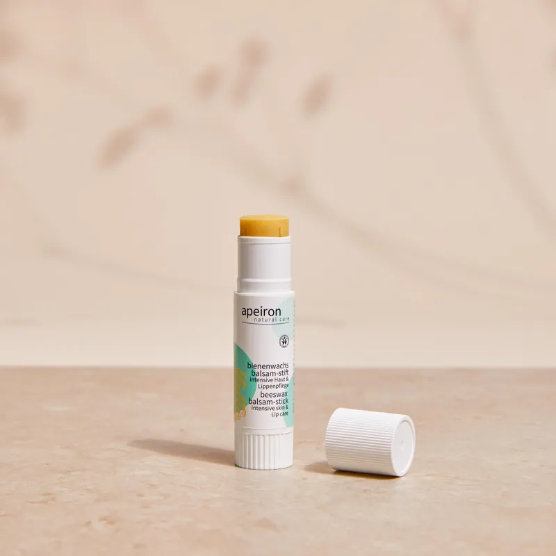 Top-Angebot Apeiron Bienenwachs Balsamstift – intensive Haut- & Lippenpflege 12 x 10ml